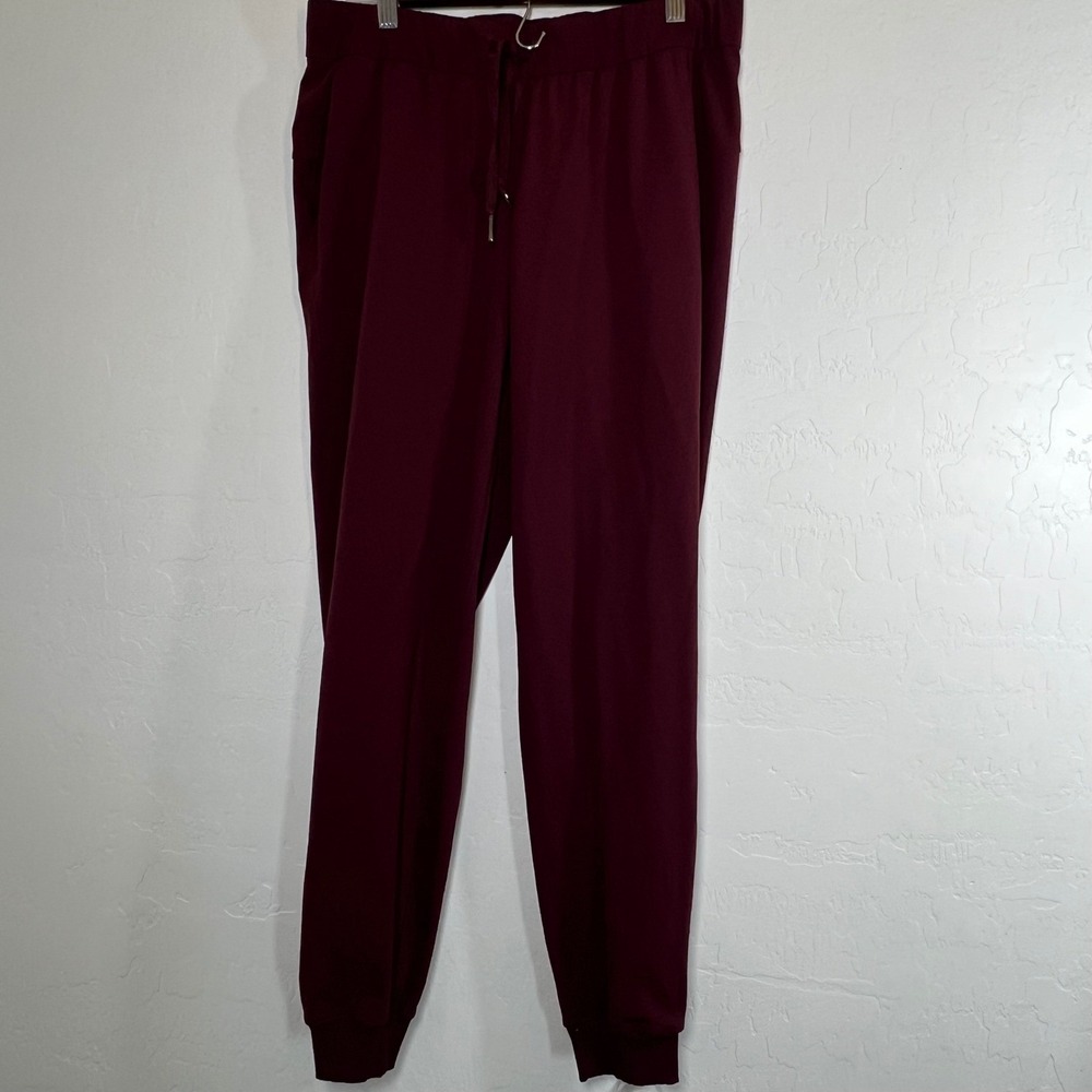 Lululemon On the Fly Jogger Luxtreme Burgundy Maroon Pants 7/8 Length Womens 6